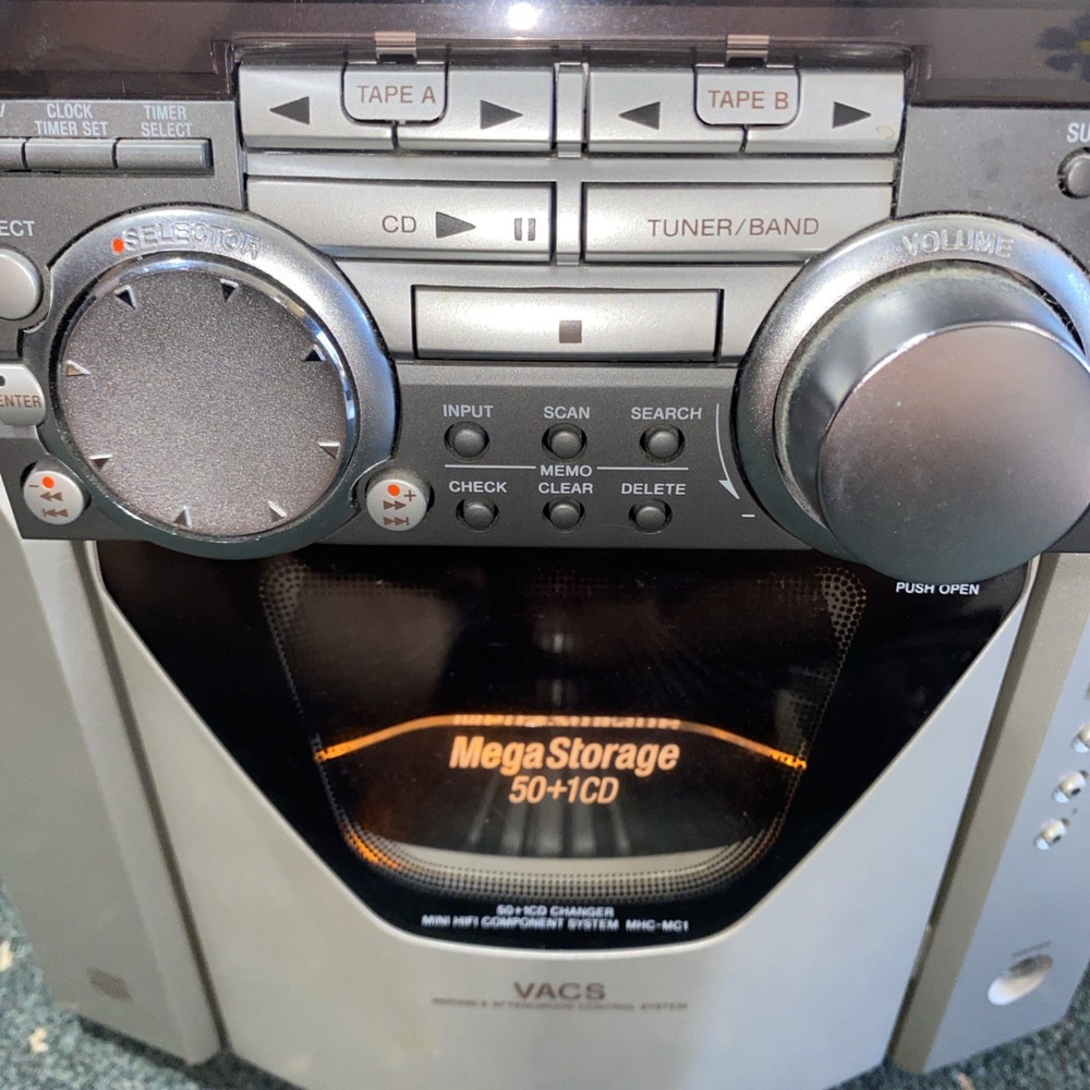 Sony CD Changer Stereo System Dual Cassette Dolby NR Auto Reverse Silver