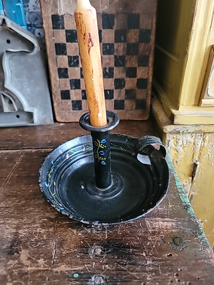 Toleware Candlestick Painted Pushup Loop Tin Handle 7 1/2"