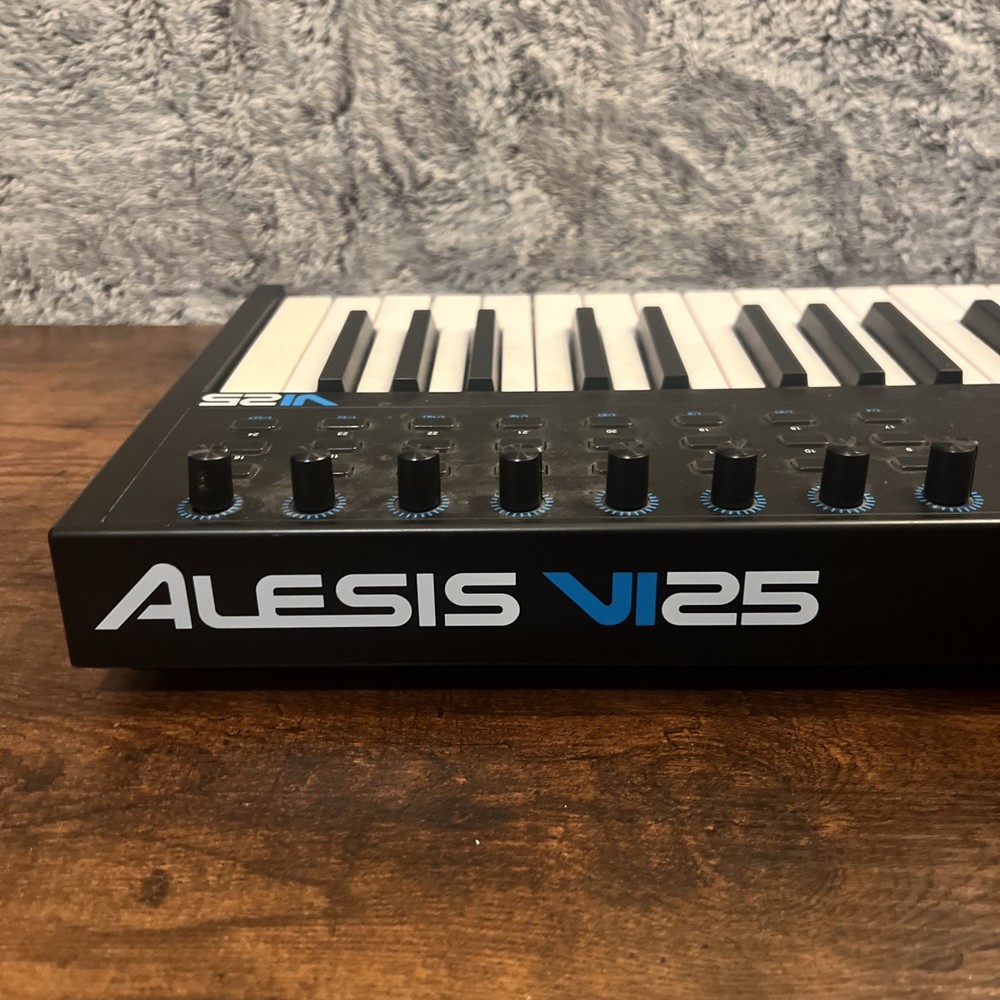 VI25 Advanced 25-Key USB/MIDI Keyboard Controller with AC Adapter