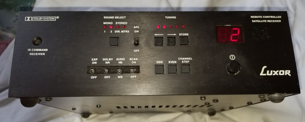 Luxor Satellite Controlled Receiver 9550 Untested but Powers On