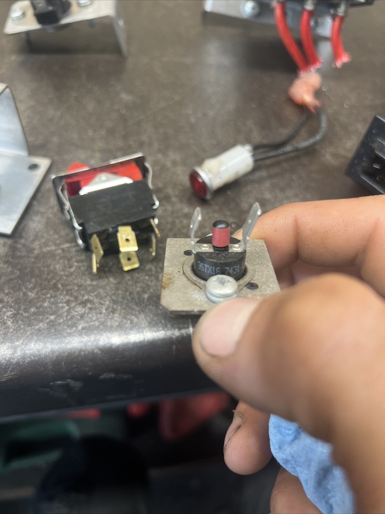 Comercial oven electrical parts