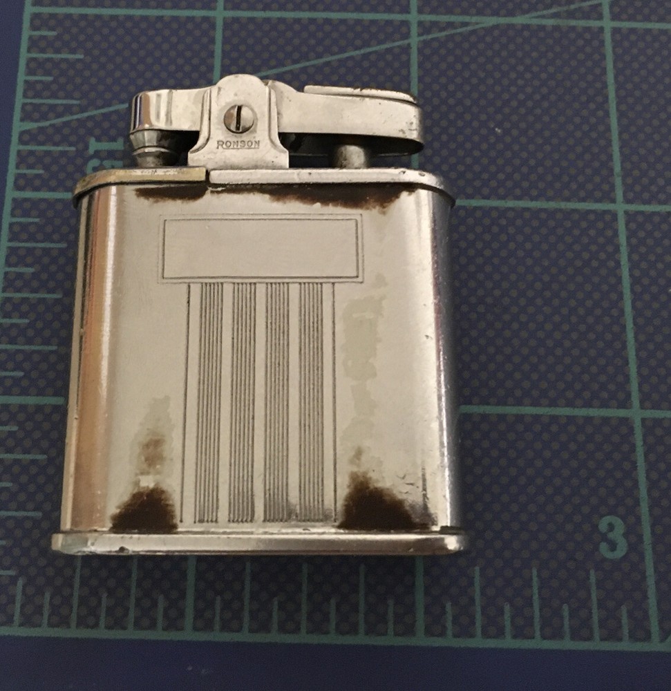 Lighter Vint Ronson Whirlwind Good Working Condition W Disappearing Wind Shield