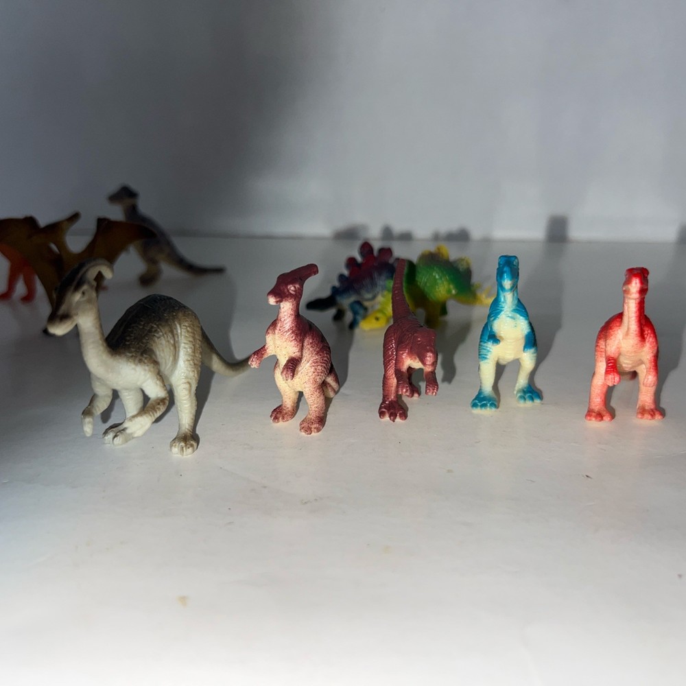 Lot Of Mini Hard Plastic Dinosaurs