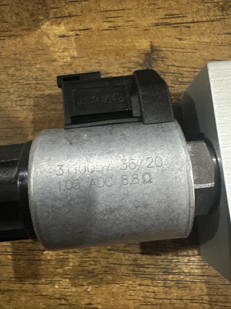 Liebherr Valve
