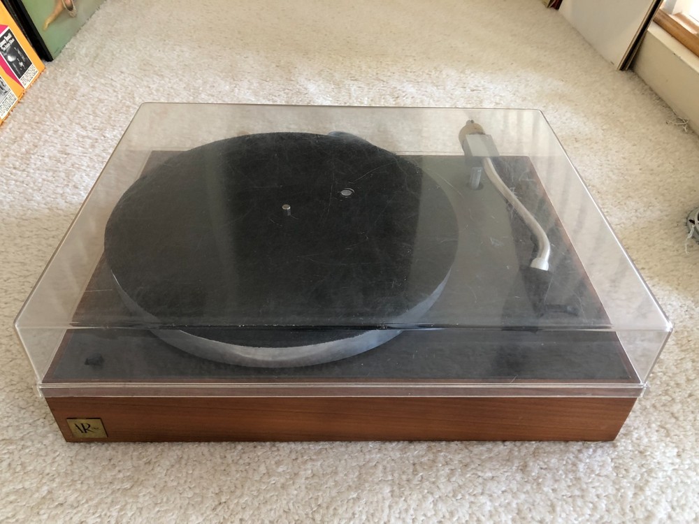 VINTAGE   AR  XA    Belt Drive   Turntable