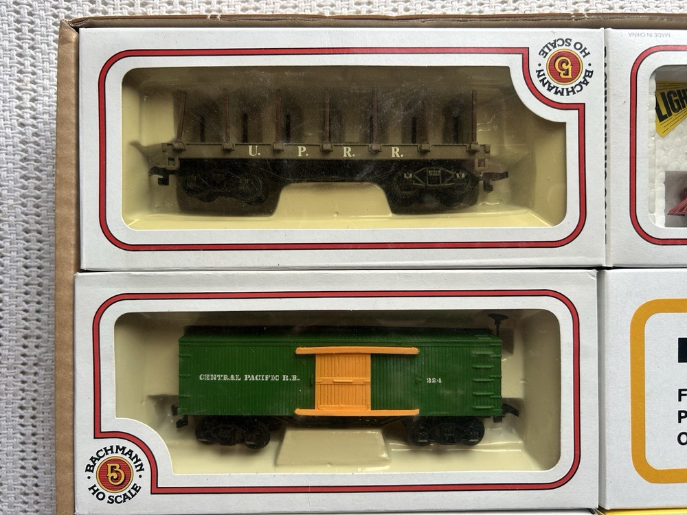 HO Bachmann ‘The Old Timer’ Electric Model Train Set - (EX BOXED)