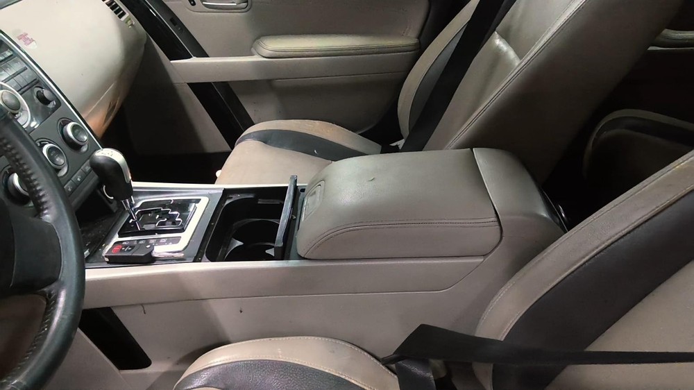 Used Headrest fits: 2009 Mazda CX-9 Grade A