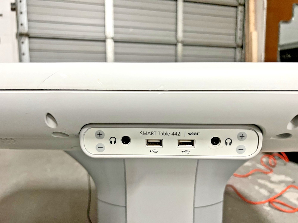 Smart Table 442i Collaborative Learning Center (Tested & Working!)