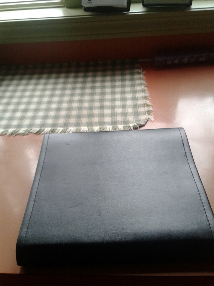 Vinyl Knife Case