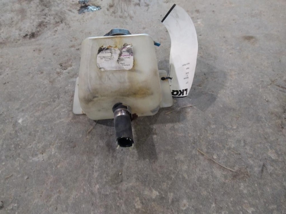For 2014 FREIGHTLINER M2 106 RADIATOR OVERFLOW TANK , MN