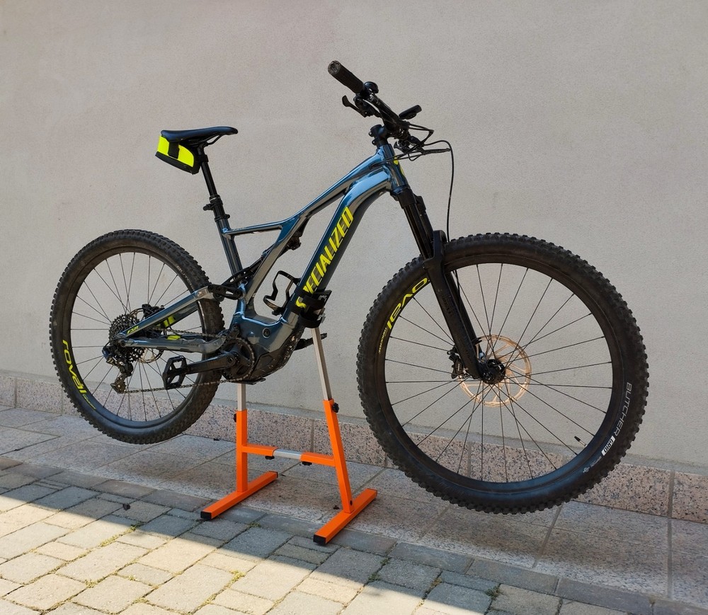 Universal Adjustable Extendable Central Maintenance Stand Emtb