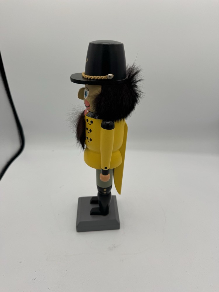 Ctg Original German Demcratic Republic Nutcracker 9.5 Tall