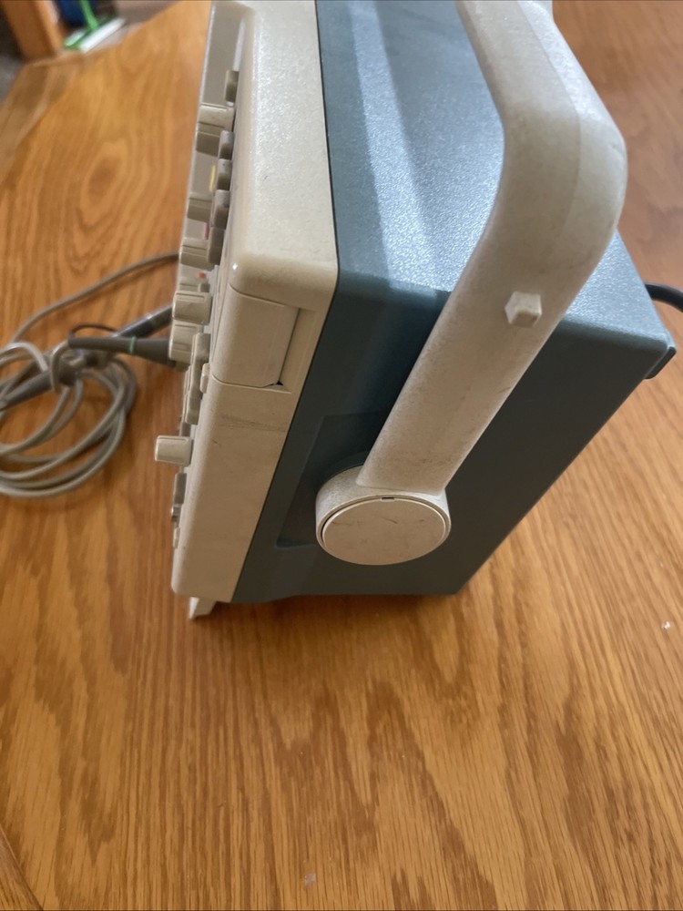 TDS 3014B Four Channels Oscilloscope