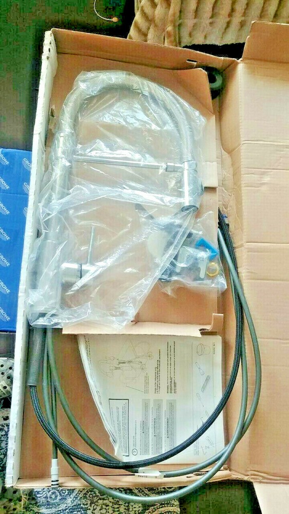 Delta 9659-DST Single Handle Pull-Down Kitchen Faucet