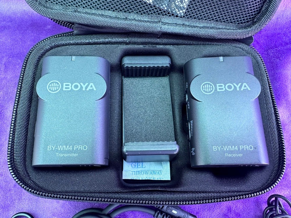 BOYA Digital Wireless Microphone Kit Transmitter Dual Channel BY-WM4-PRO