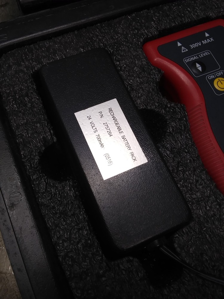 Amprobe AT-4000-A Advanced Circuit Tracer Kit W/ Case & Accessories