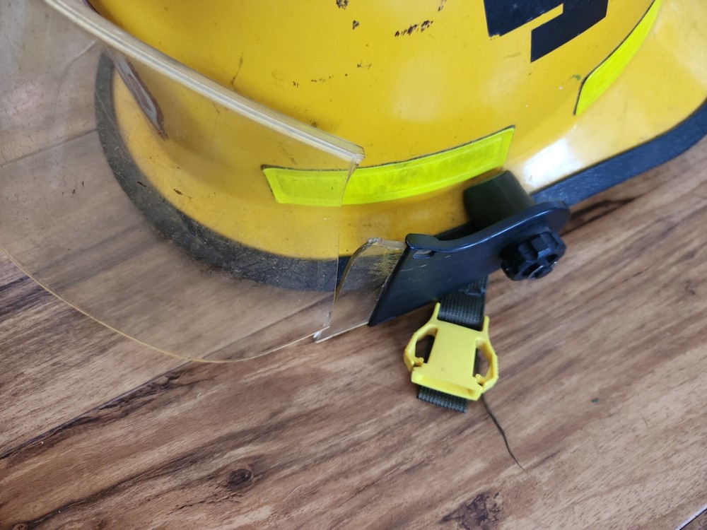 Cairns & Brother Fireman Engineer Helmet Fire Fighter 660C PreOwned