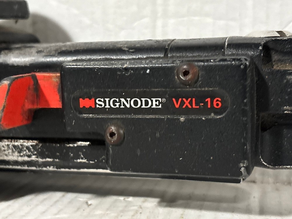 Signode VXL-16 Strapping Tool