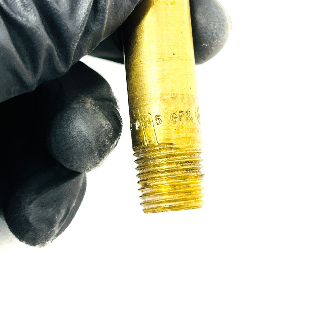NPT Thread Gas Regulator Connection Fitting, 0.45 GPM, 0526