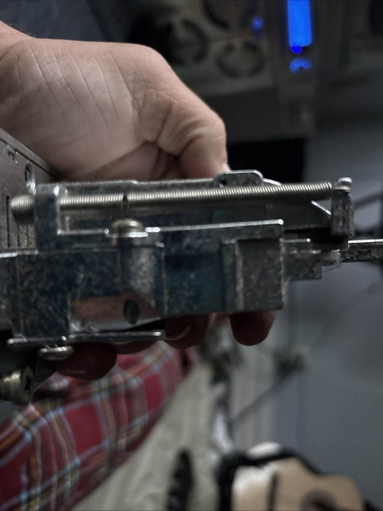 E.S.D. Coin Laundry Shute - Super 8