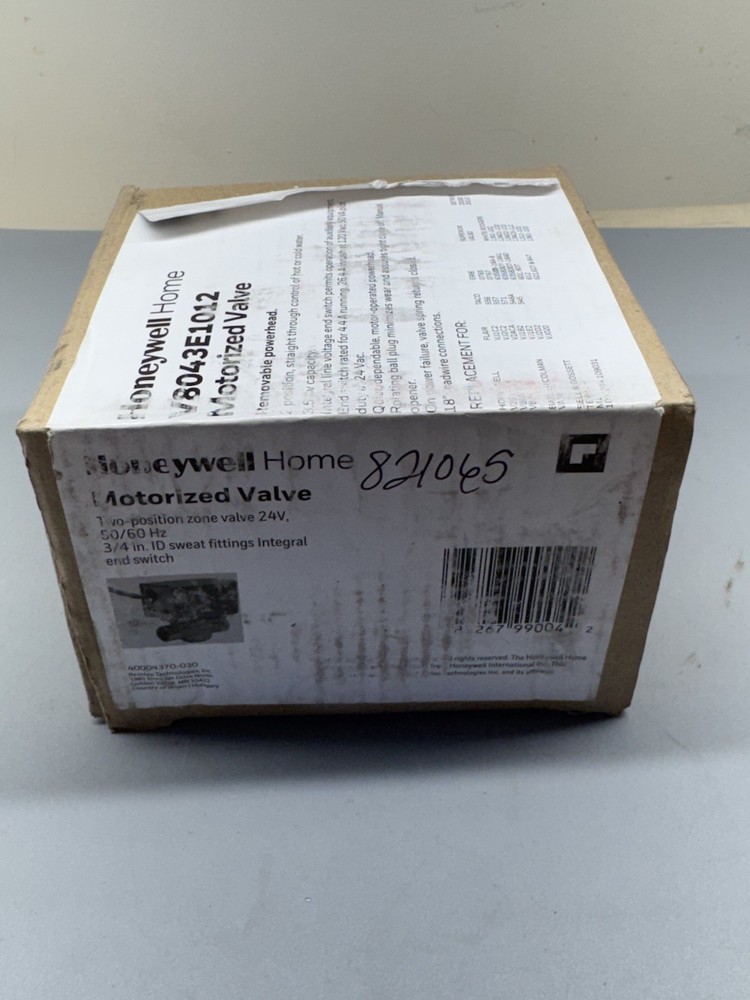Honeywell Home Motorized Valve model V8043E1012
