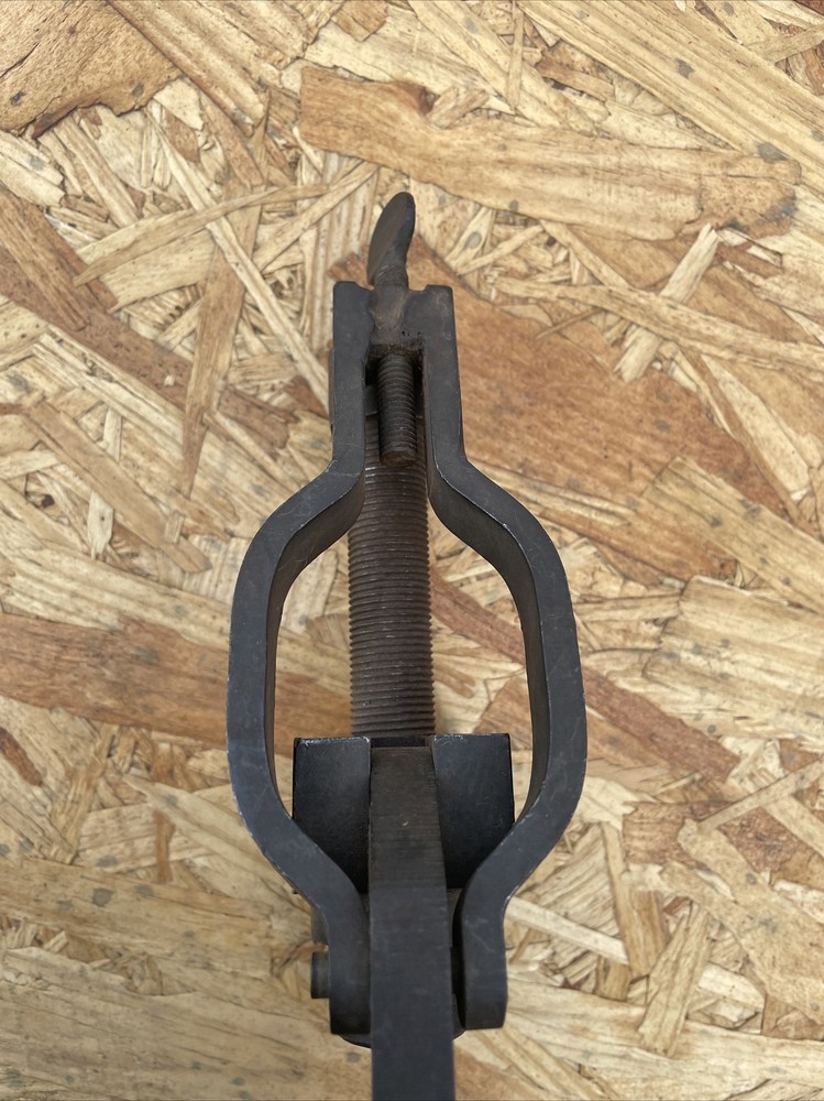 VINTAGE 2 JAW GEAR PULLER WITH SIDE ATTACHMENT UNKNOWN MAKER