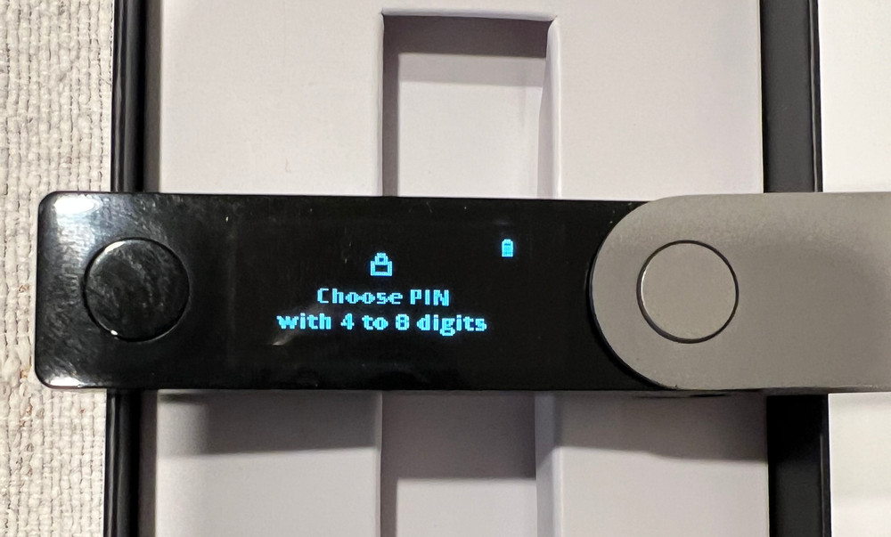 Ledger Nano X Cryptocurrency Bluetooth Hardware Wallet