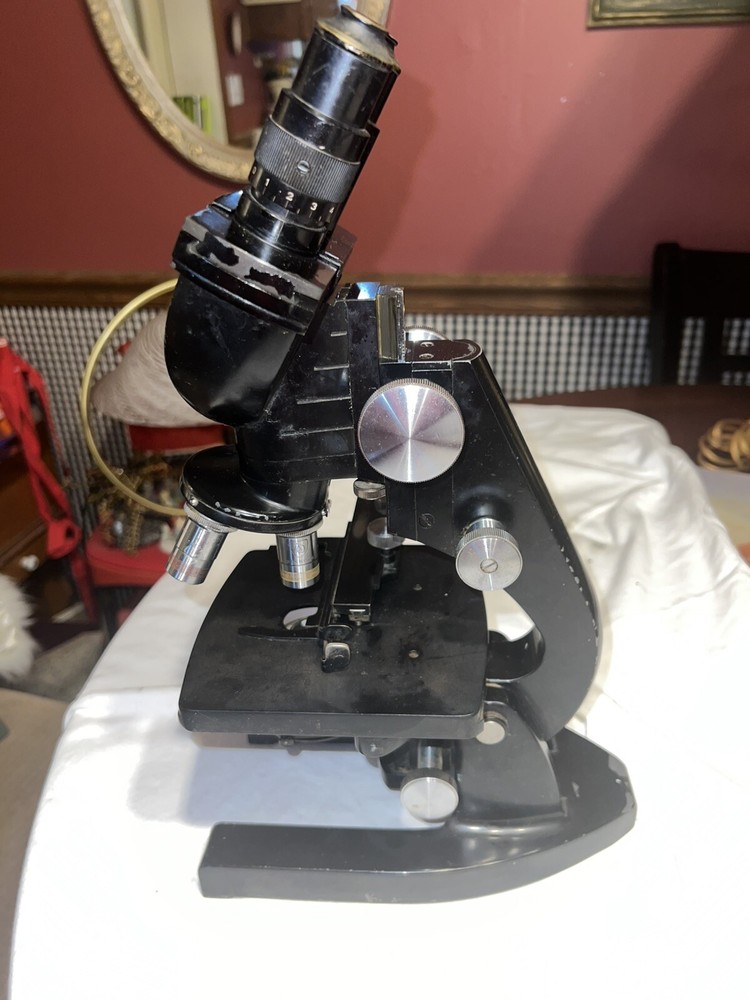 Antique AO Spencer Binocular Microscope w/ 3 Objectives Works #303401