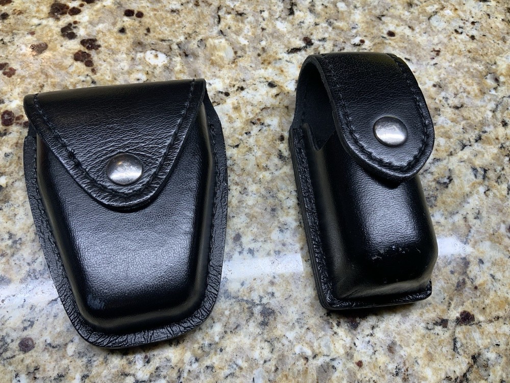 Safariland Bundle Handcuff Case and Spray Holder.