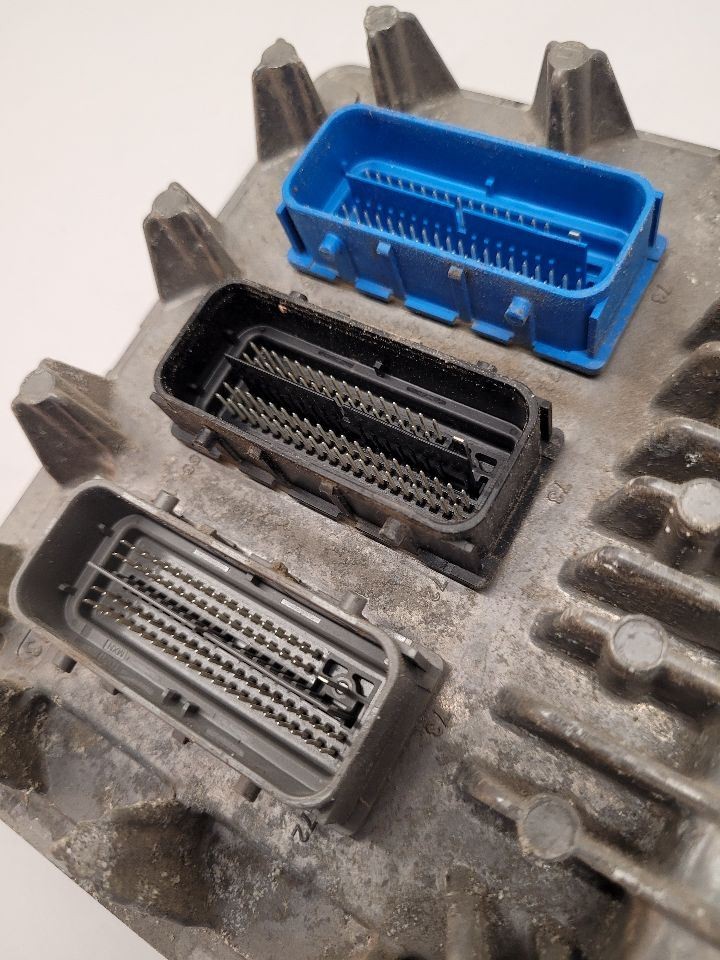 2014 - 2016 CADILLAC ATS Engine ECM Electronic Control Module 3.6L Y 8th Digit