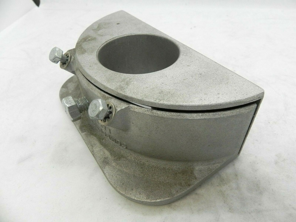 1-5/8in Center Adjustable Undershelf Bracket Quick Corner Heavy Duty A37-1020 FR