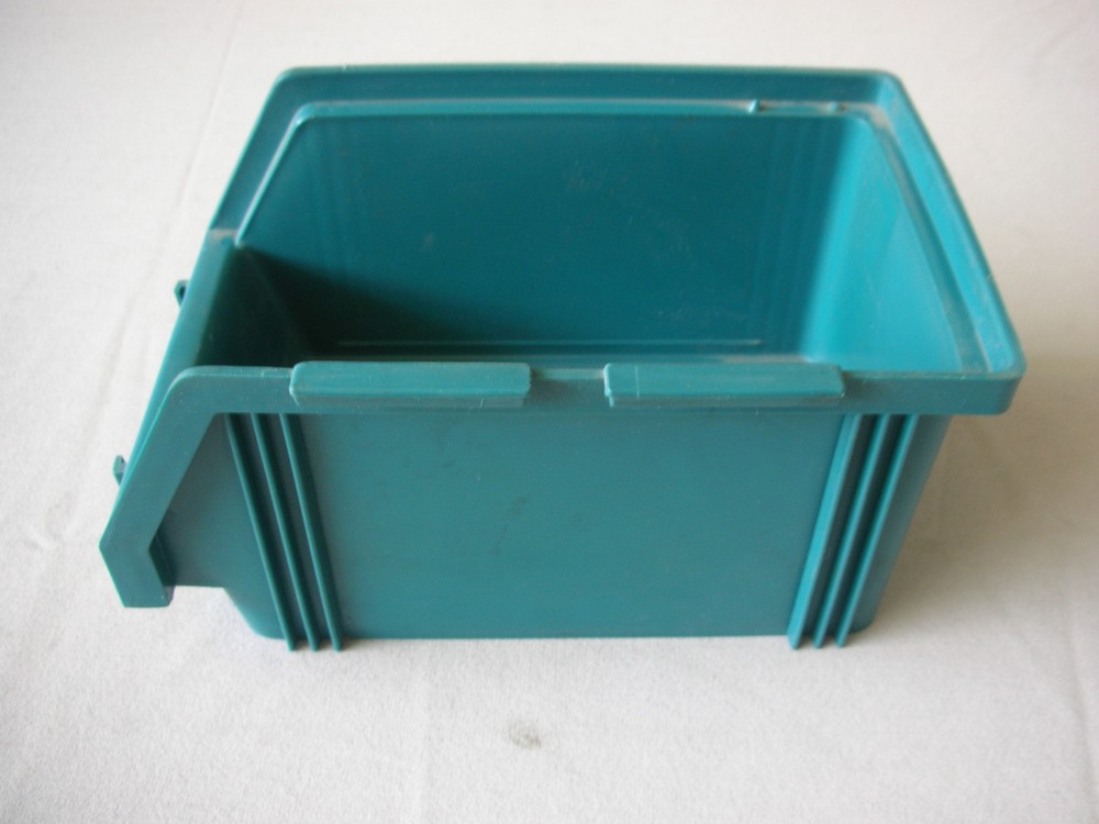 Alfa 3 Alfredo Martini Wolf Mouth Container