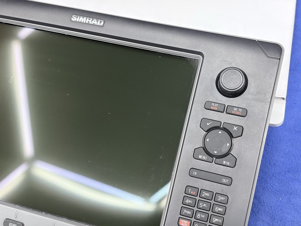 Simrad NSE 12 GPS Chartplotter Multifunction Display W/ Cover - See Description