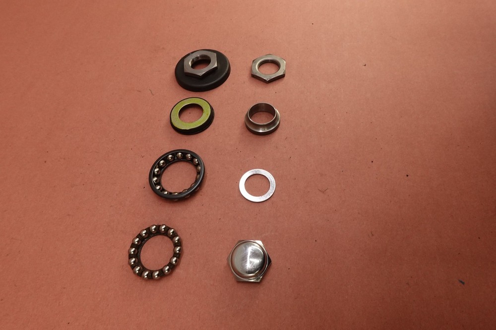 2014 11-17 Triumph SPEEDMASTER Triple Tree Steering Nut