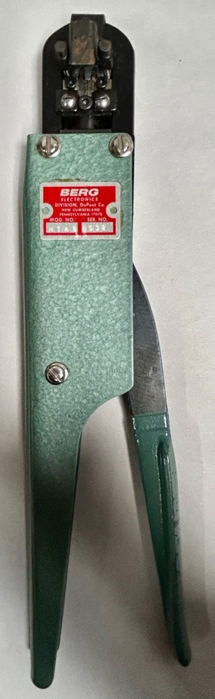 Vtg Berg Model HT 48 Electronics Crimping Tool Crimper (A20)