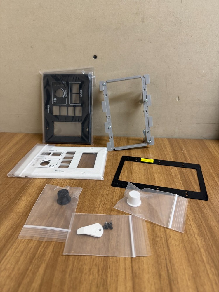 Extron 70-1100-03 MLM 100 D Media Link Mounting Kit