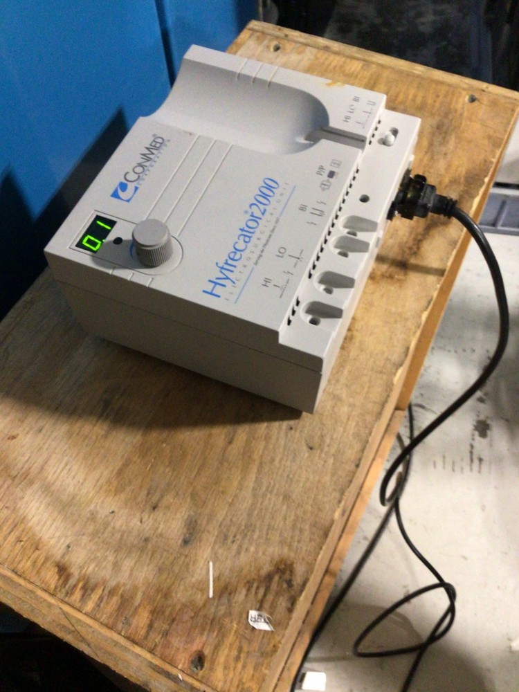 CONMED 7-900-115 ELECTROSURGICAL UNIT