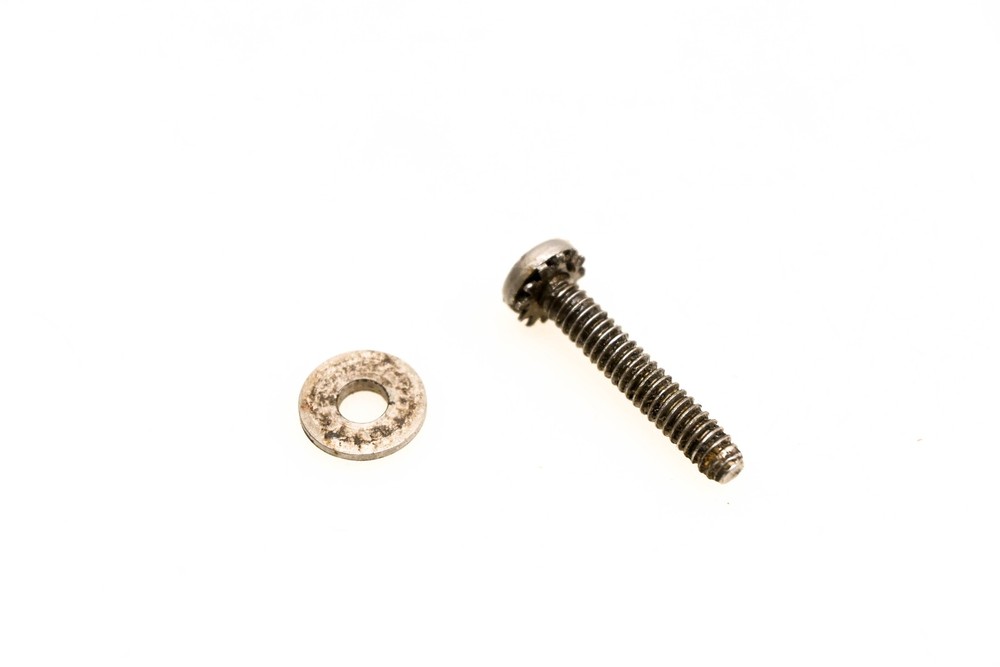 OMC 310688 Screw & Spacer