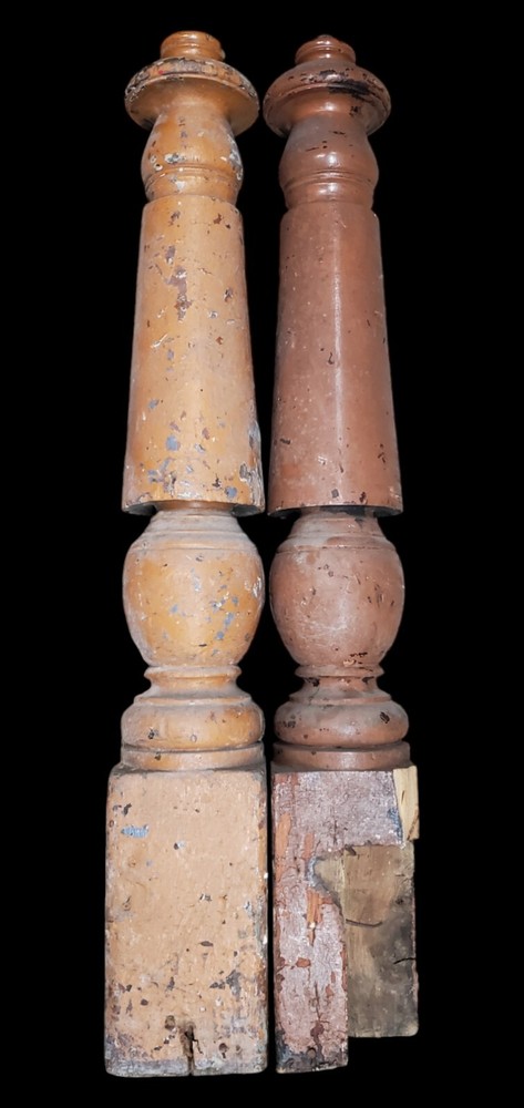 Pair Of Newel Posts *GAM0204