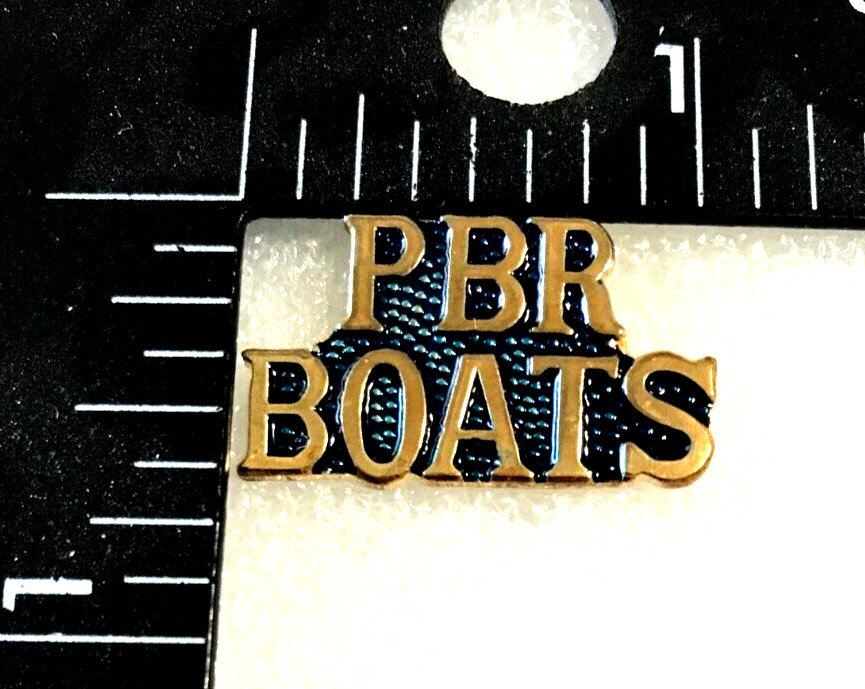 PBR BOATS TEXT / SCRIPT HAT or LAPEL PIN P98