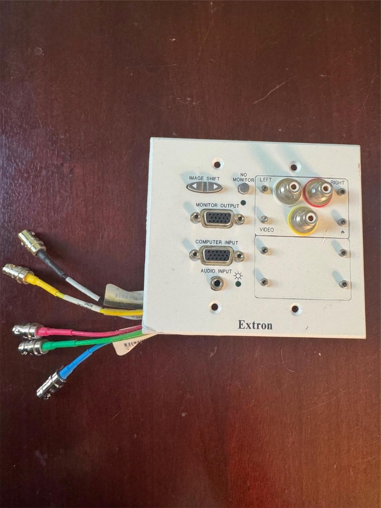 Extron Image Shift VGA and BNC Wall Module