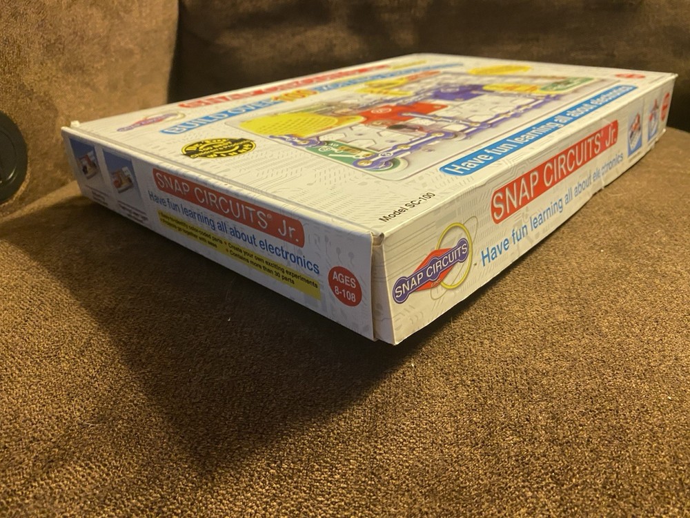 ALMOST 2 COMPLETE SETS!!! Elenco Electronic Snap Circuits Jr SC-100 STEM EUC!!
