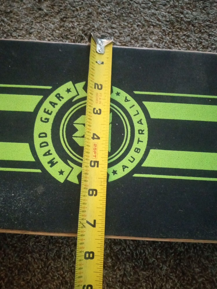 Madd Gear Australia Skateboard Pre-owned