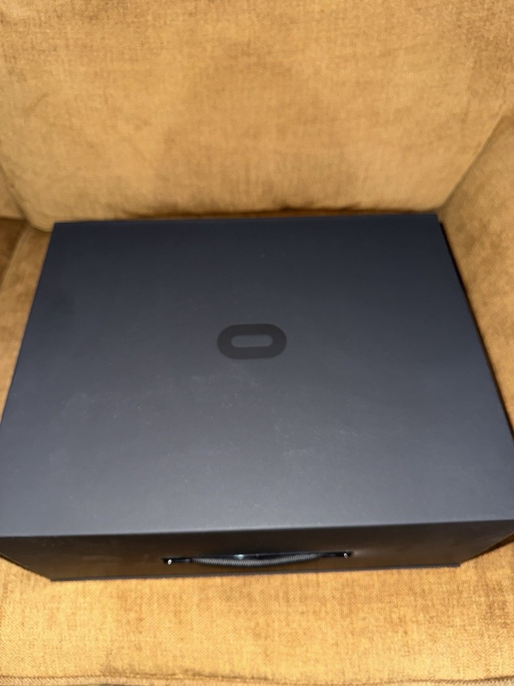 Meta Oculus Rift CV1 VR Virtual Reality Headset System - Black