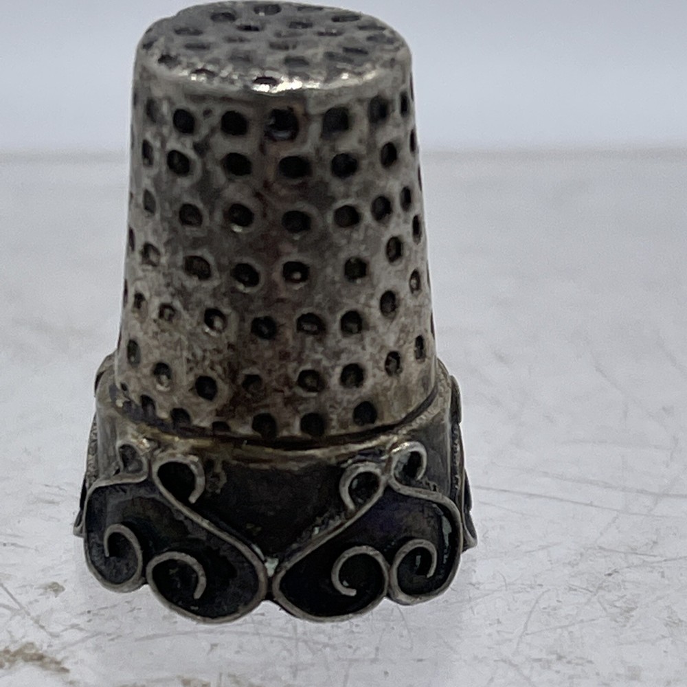 Antique “RARE” Mexico Silver Thimble Beautiful
