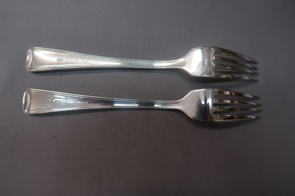 Wallace Stainless Monroe 2 Dinner Forks 8 1/8"