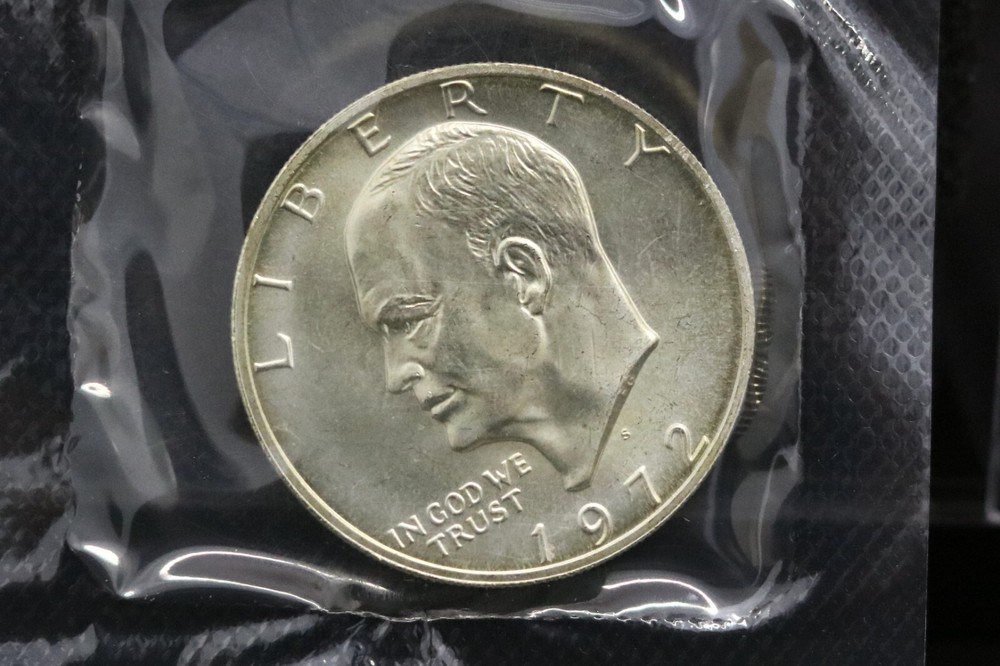 1972 Eisenhower Uncirculated Silver Dollar - S |IA