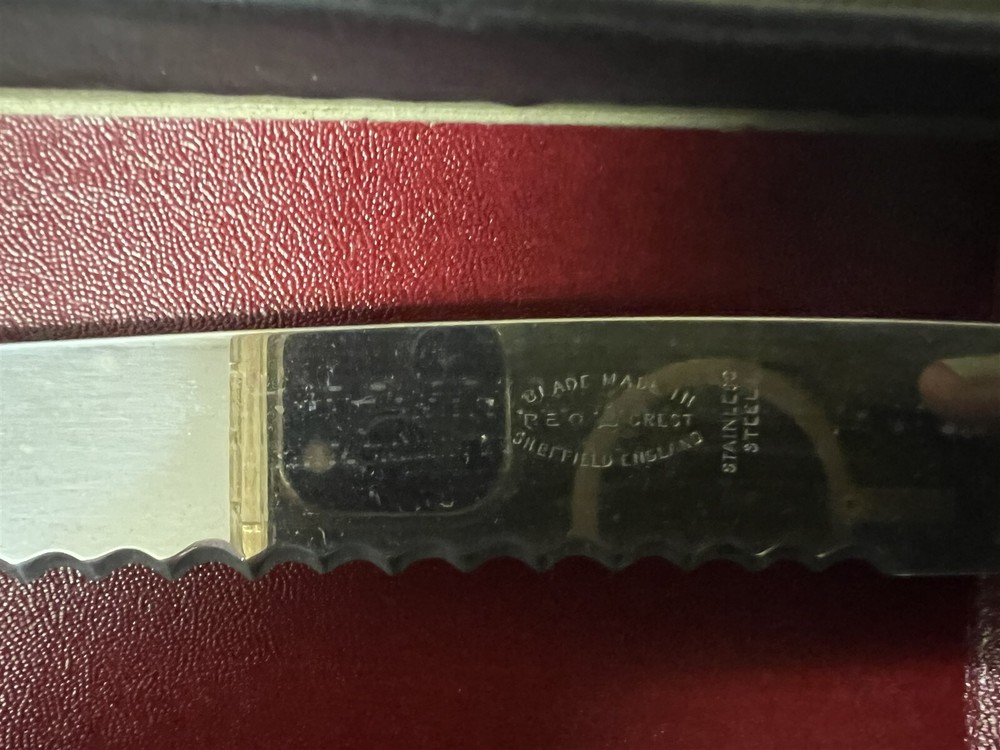 Reo Crest Sheffield Stainless Carving Set Rustic Handle