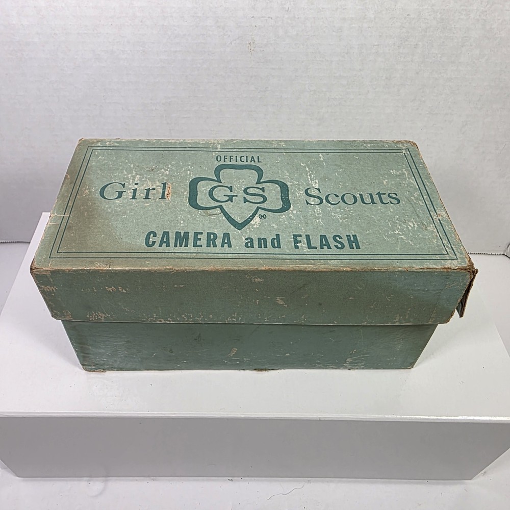 OFFICIAL SCOUTS CAMERA – Flash & Box, And Manual - No. 11-813