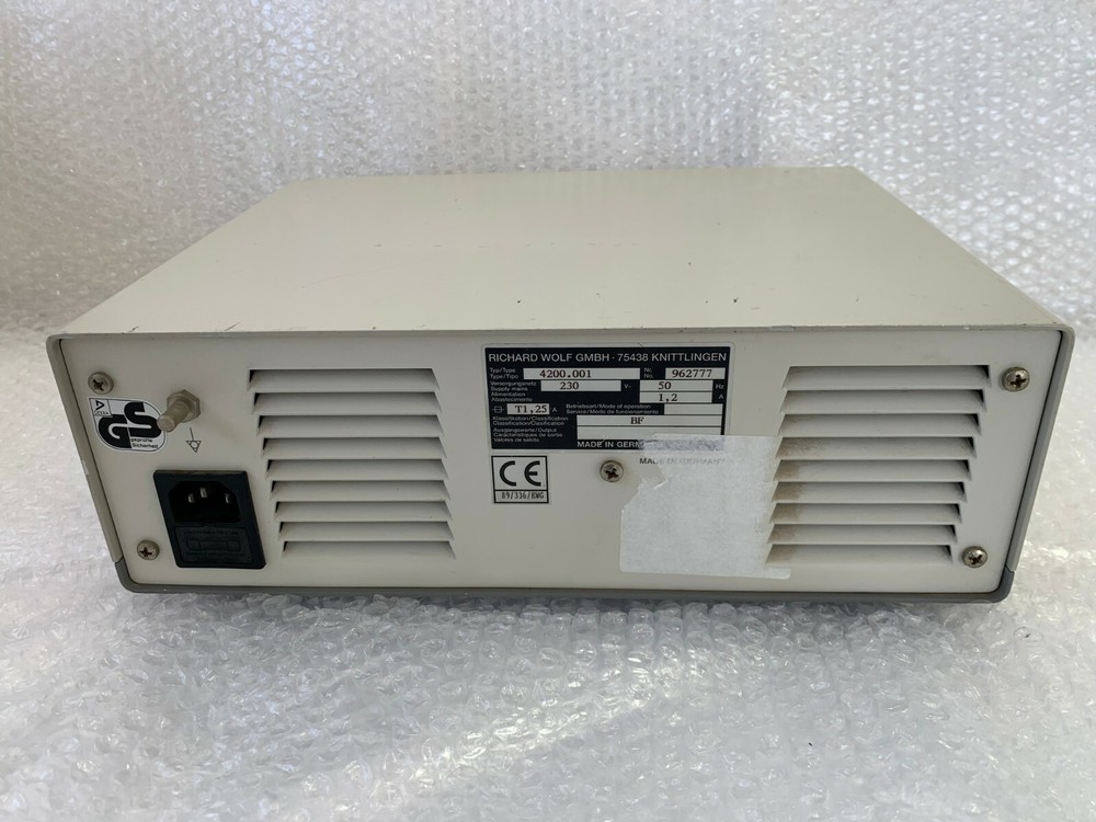 Richard Wolf 4200 LP Light Source For Endoscope Used 4200.001